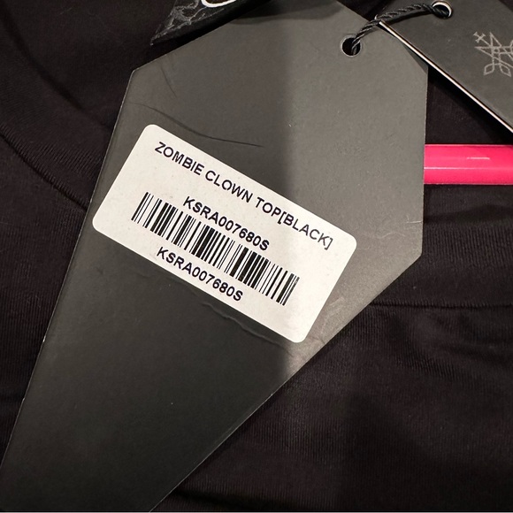 KILLSTAR ZOMBIE CLOWN TOP - Picture 4 of 4